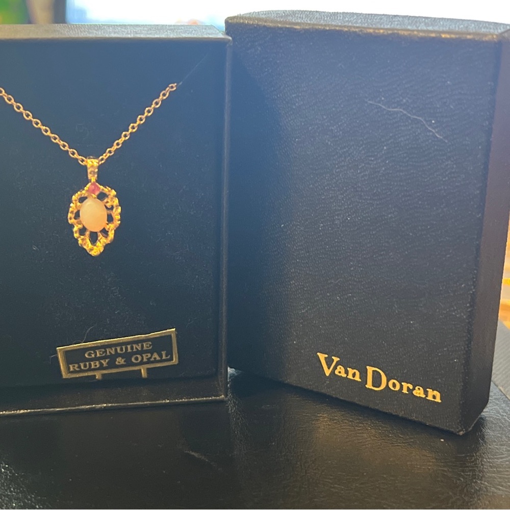 Vintage Van Doran Genuine Ruby and Opal Pendant Necklace 18" chain New In Box